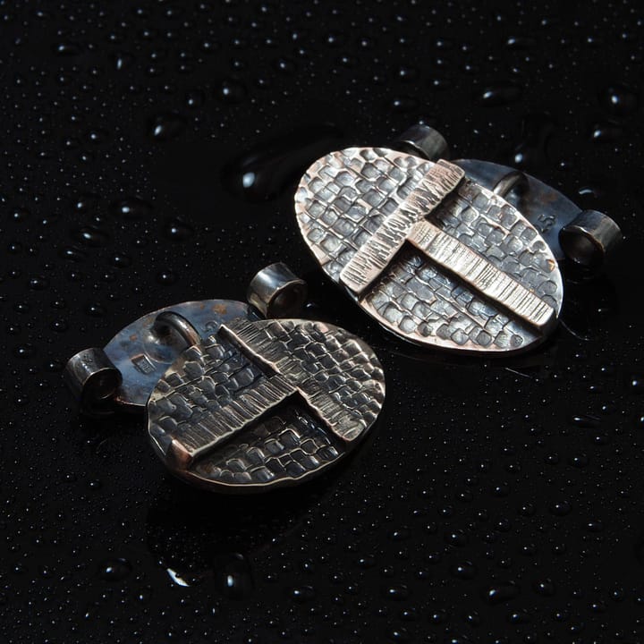 Butoni personalizati, set butoni unicat, lucrati manual din argint 925 cu monograma.