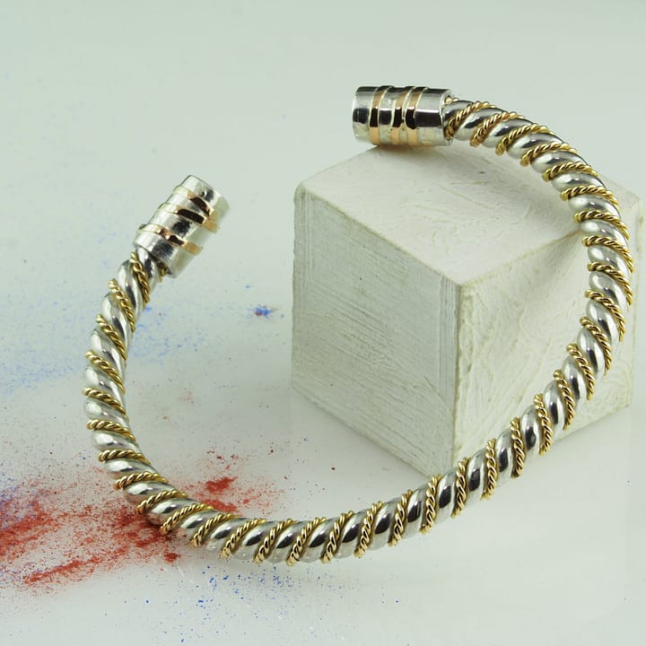 Bratara argint barbati lucrata manual in stil viking, bratara vikinga din argint 925 si aur 14k