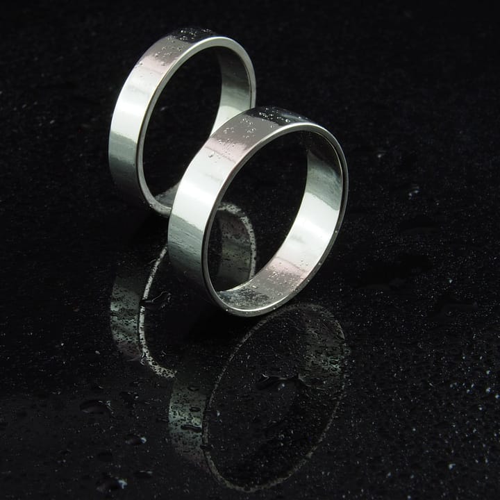 Verighete platina, unicat, realizate manual din platina 950. Verighete clasice si elegante de autor.