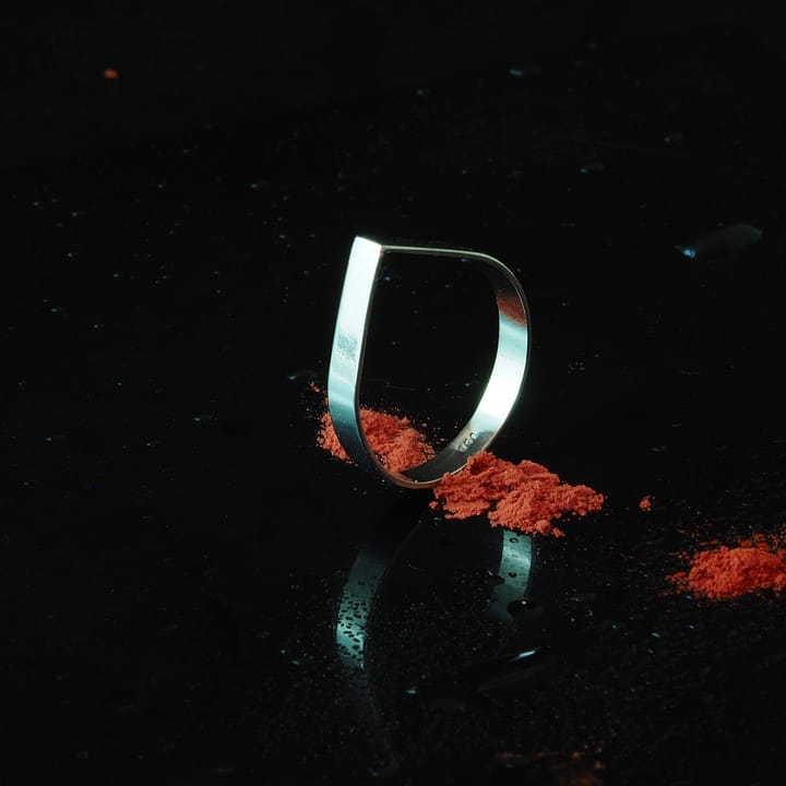 Inel platina, realizat exclusiv manual din platina 950. Inel din platina cu un design modern minimalist.