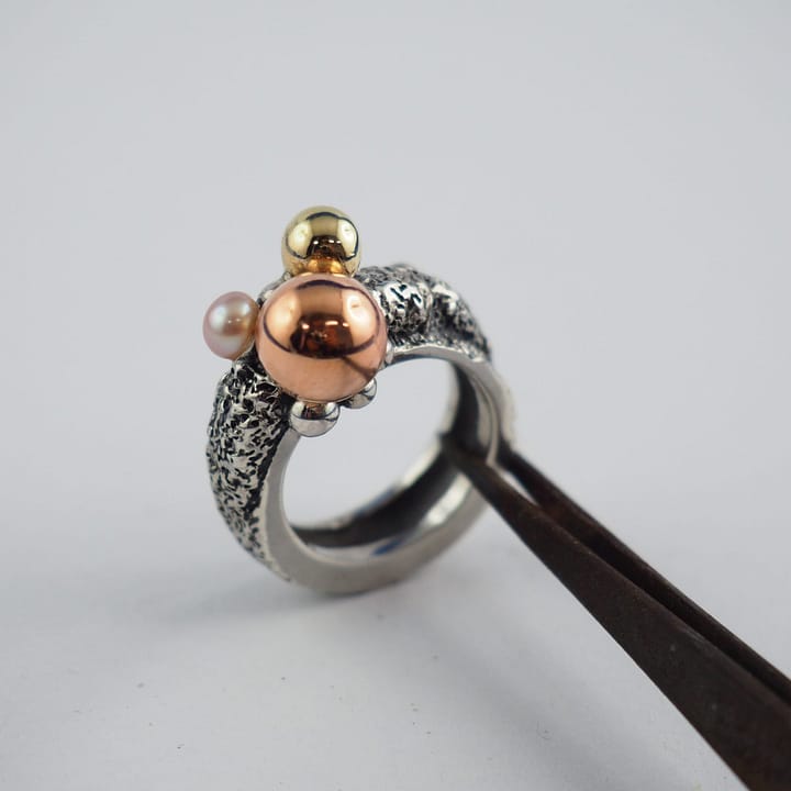 Inel argint cu perla, unicat realizat manual din argint 925, aur 585, cupru si perla.